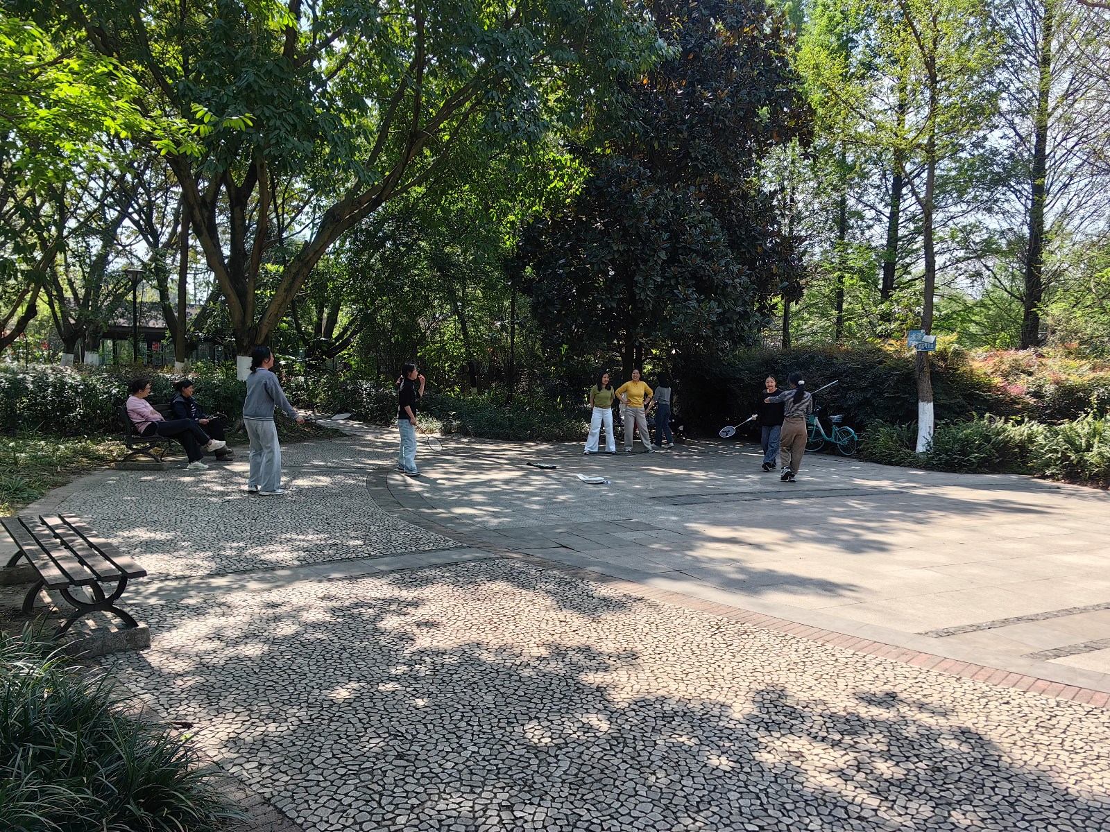 亚洲熟女乱色综合一区